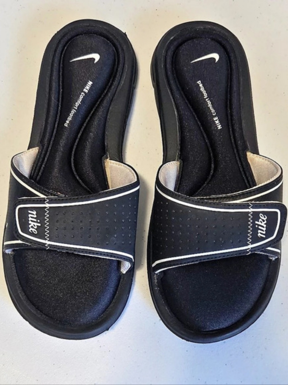 Nike Comfort Footbed Cushioned Black Slide Sandals Slip-On US 7 Adjustable Strap